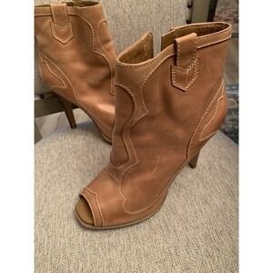 BCB Generation Womens 7.5 Brown Leather Peep Toe stiletto western wartol